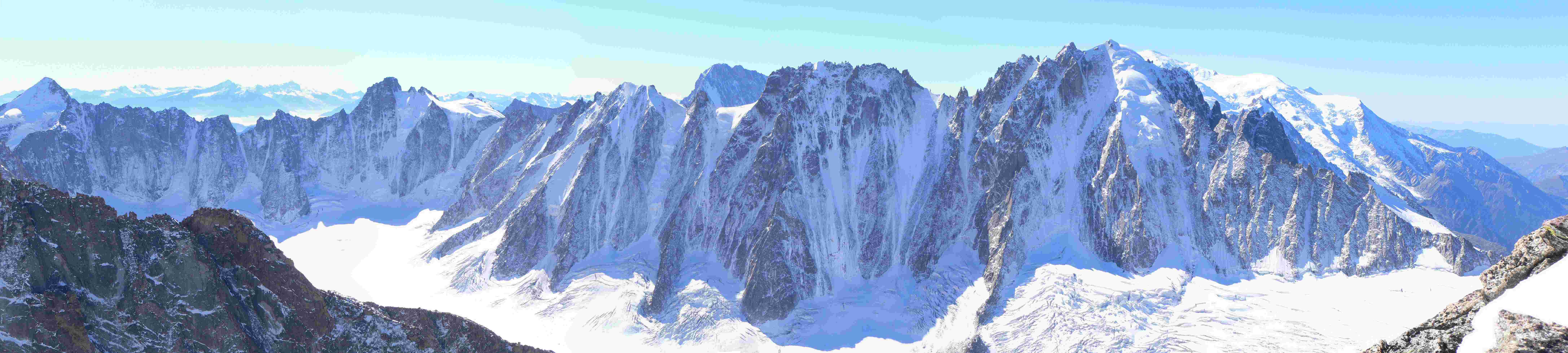 Panorama au sud du l'Aiguille du Chardonnet